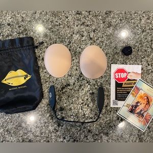 Misses Kisses Shallow plunge backless bra with OG pads